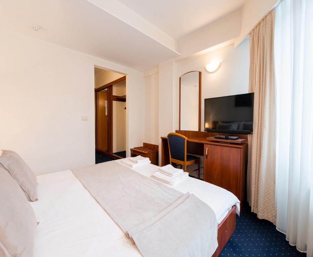 Hotel Excelsior Timisoara Exterior photo